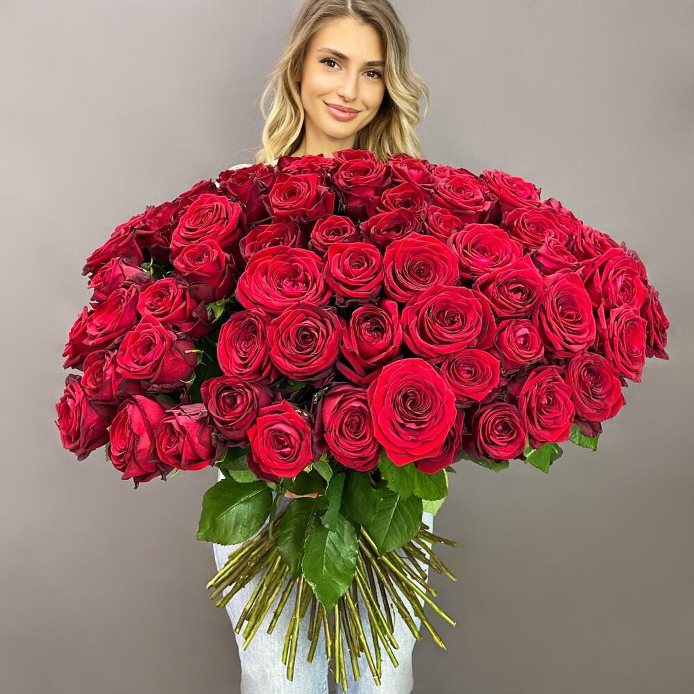 Букет из 101 красной розы 60 см