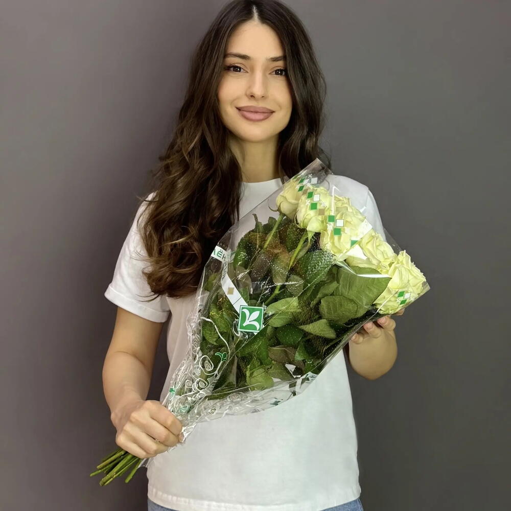 Пачка (15 штук) роз 70 см, Аваланж