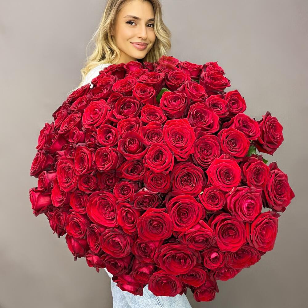 Букет из 101 красной розы 60 см