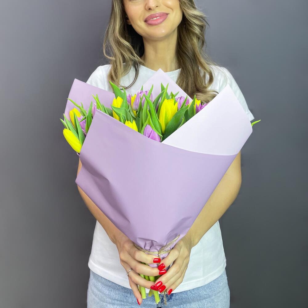 Букет из 25 Тюльпанов
